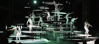 Tanz im August 2021: Stephanie Thiersch und Brigitta Muntendorf. Archipel. Copyright: Dajana Lothert